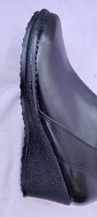 Кожени нови български боти