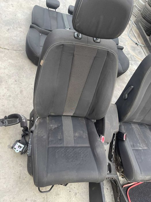 Interior Renault Megane III 2008–2016 – scaune + banchetă + fețe uși