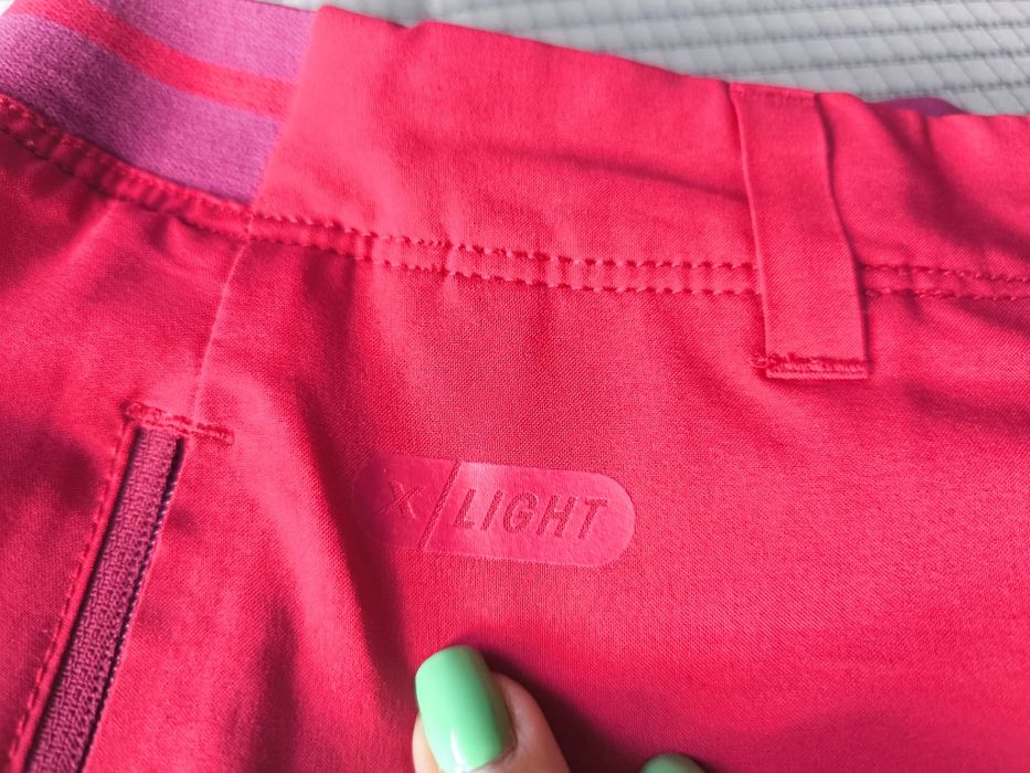 Pantaloni scurți McKinley M(38-40)