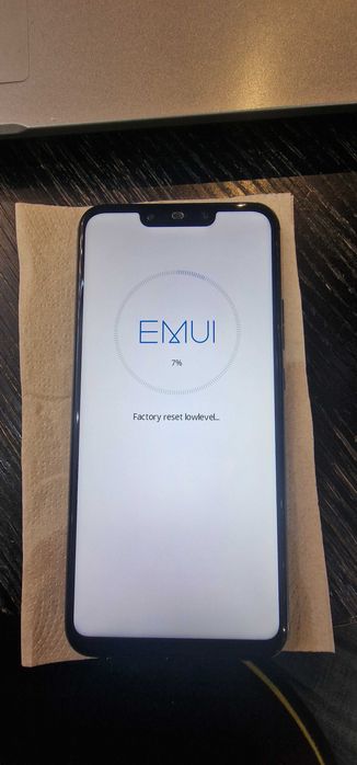Telefon huawei mate 20 lite, 4gb RAM, 64 GB stocare