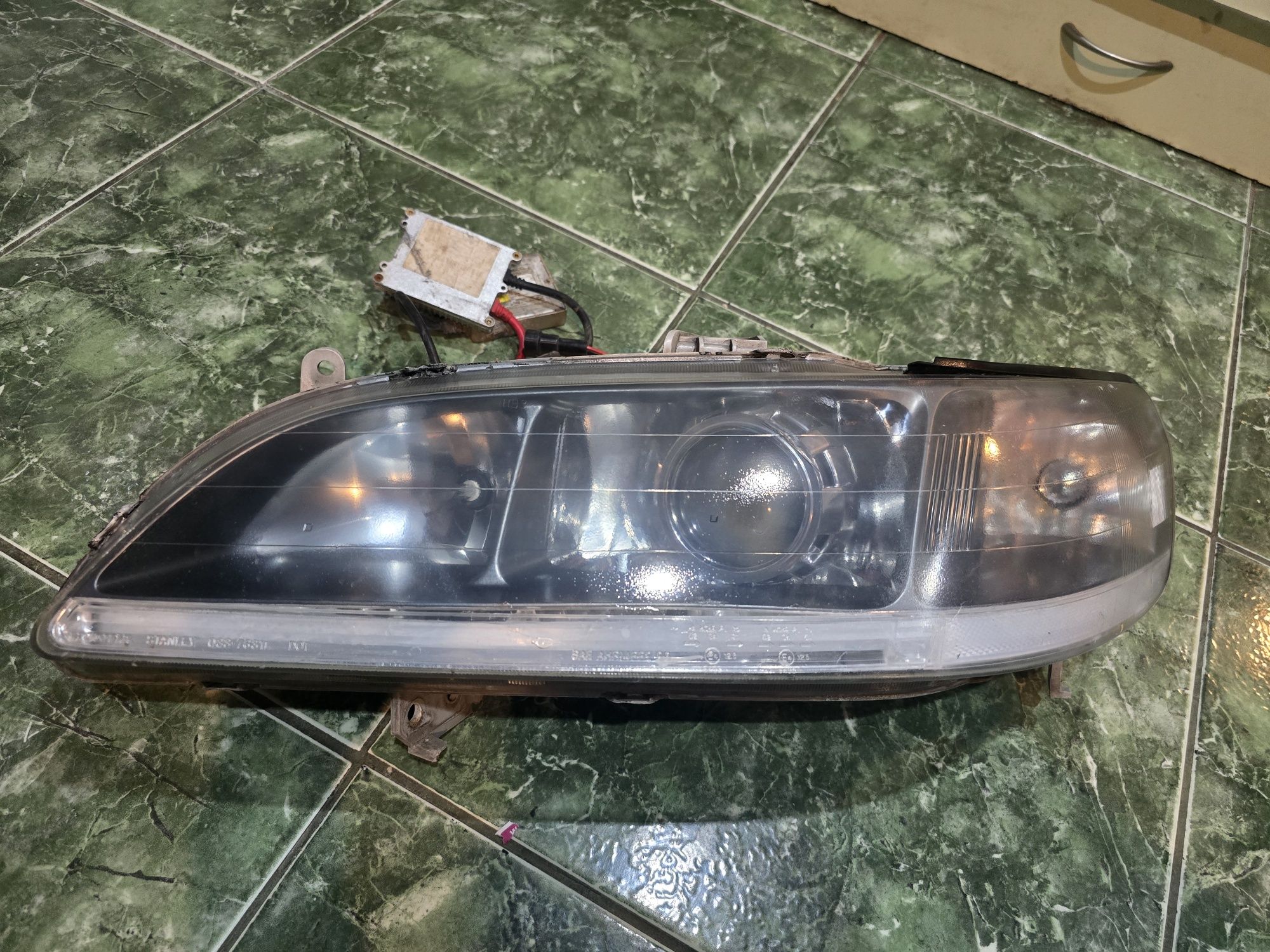 Фар за Honda Accord 6gen купе