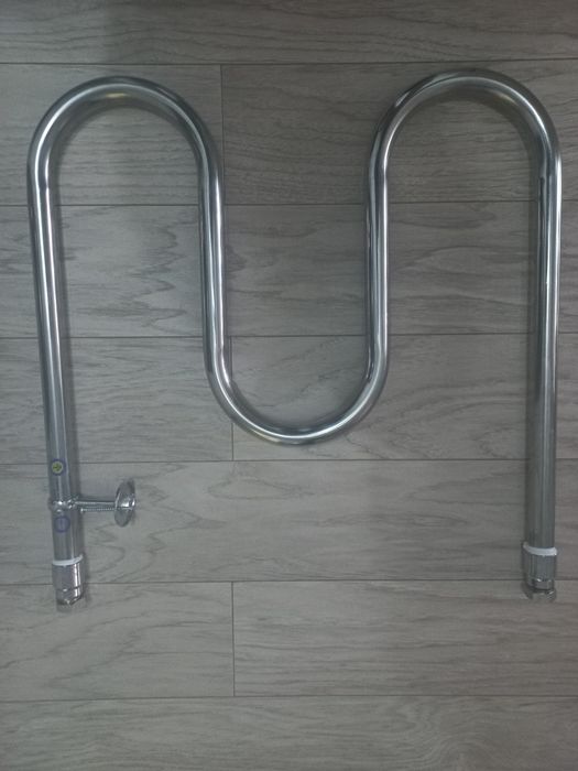 Продам полотенце сушилку новая