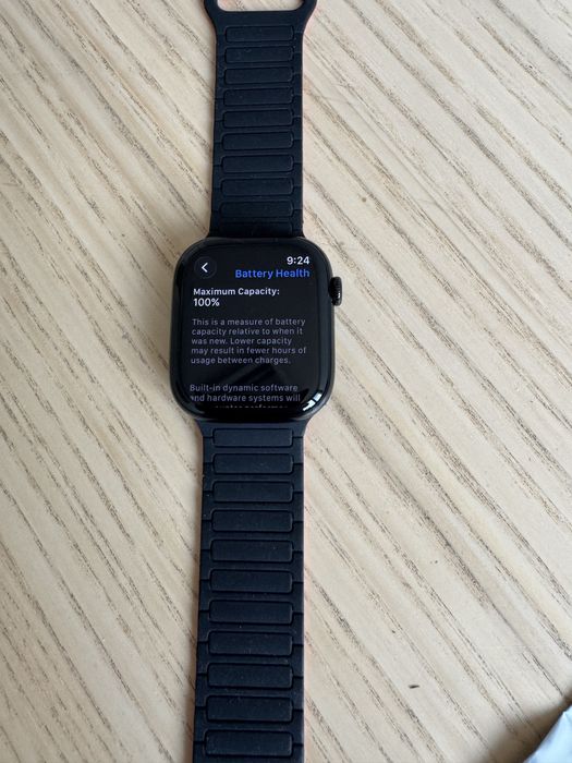 Продавам: Apple watch S10 cellular в гаранция А1.