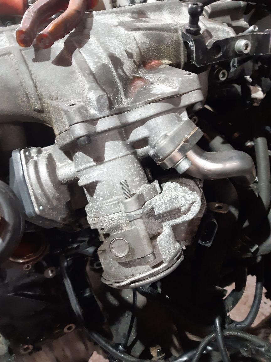 EGR + clapeta accelerație audi a6 c6 4f a4 b7 2.0 tdi BRE BLB 140 cp