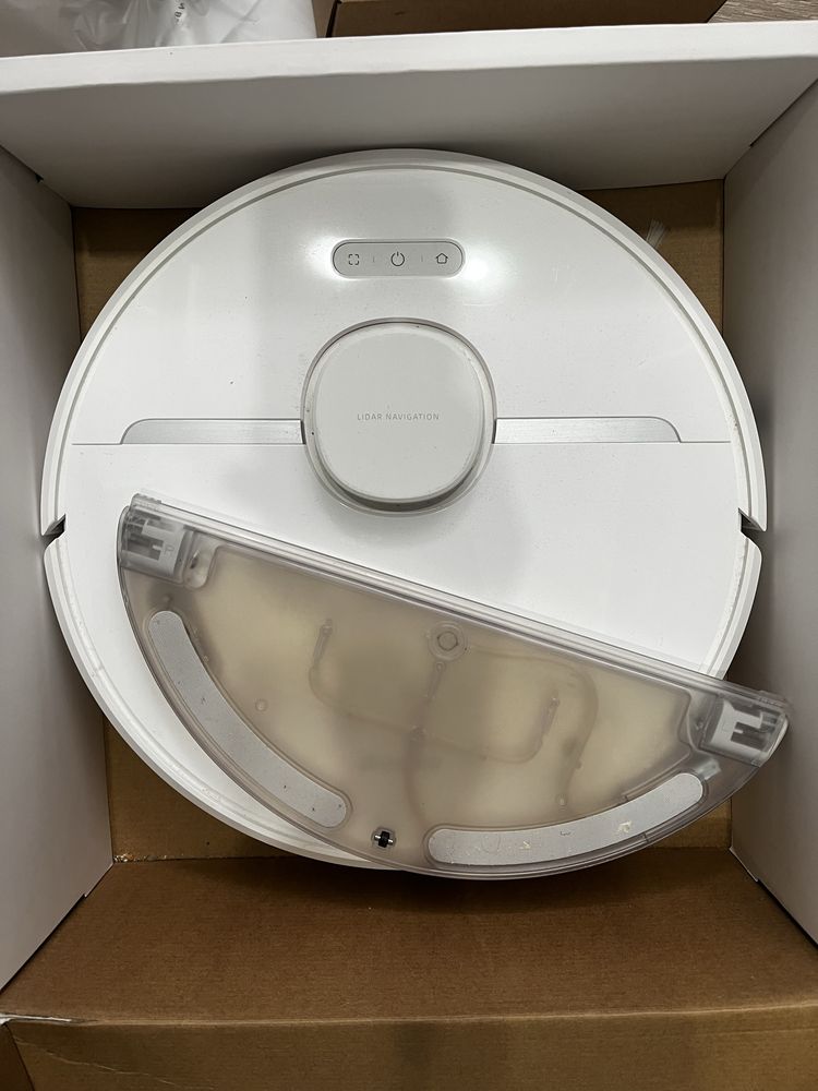 Робот пылесос.  Dreame Robot Vacuum D9