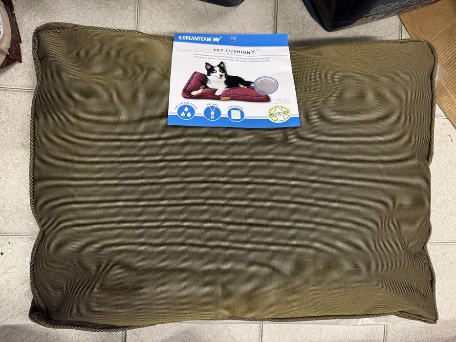 Голямо легло за куче