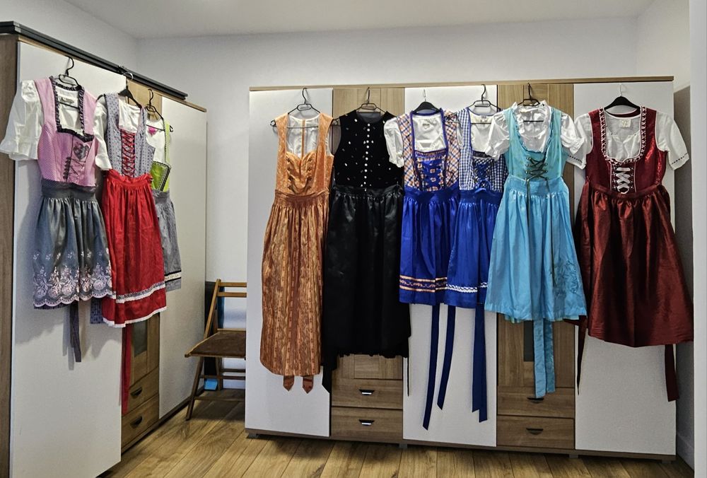 Rochite bavareze,Dirndl , diferite marimi