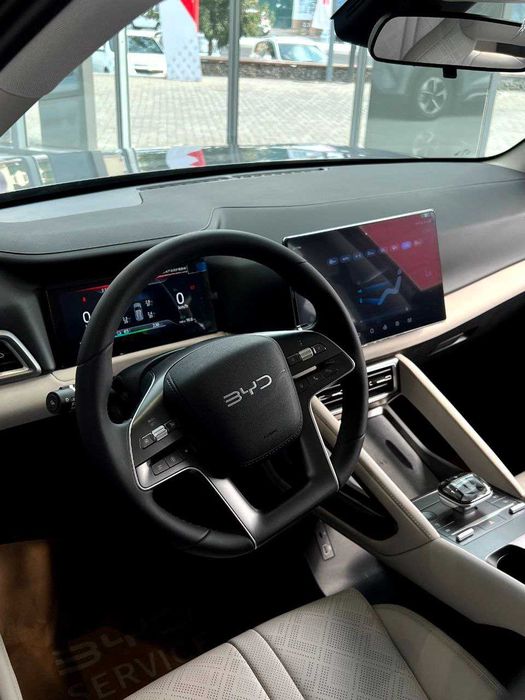 BYD Yuan Up 401 km flagship 2025