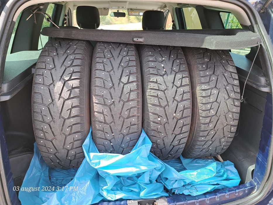 Roti jante de aluminiu Dacia Duster pe 17  cu anvelope de iarna