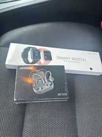 Smartwatch și casti bluetooth