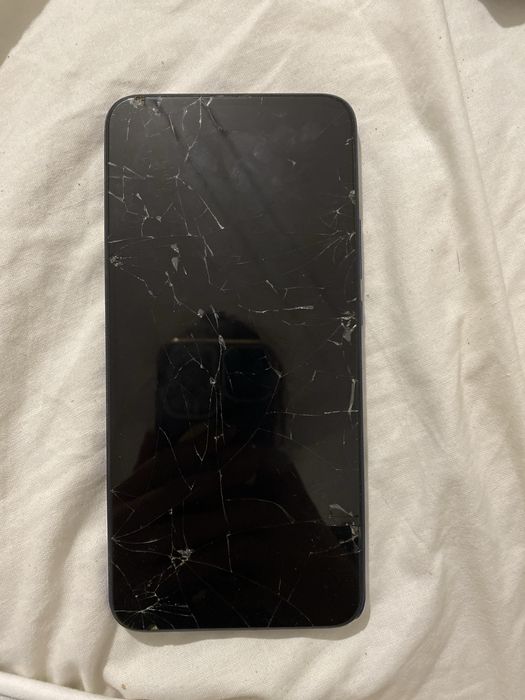 Vand Huawei P smart Z ecran spart 180 Lei