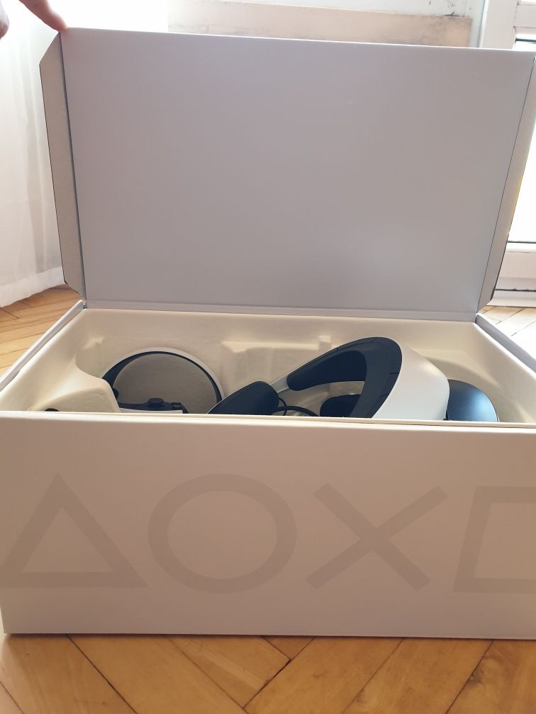 PlayStation VR2 *Подарък стойка в цената*/ Безупречно състояние!!!