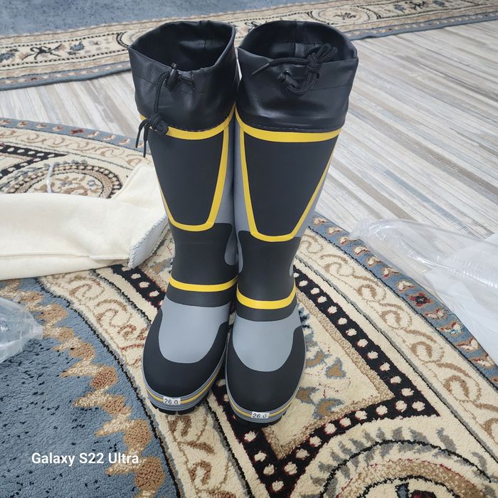 Резиновые сапоги новый