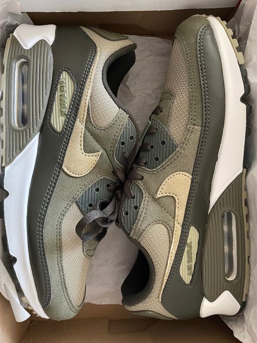 Nike Air Max 90 “Neutral olive”