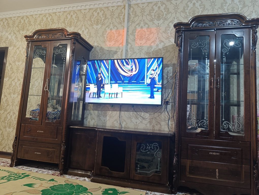 Продам подставку под тв