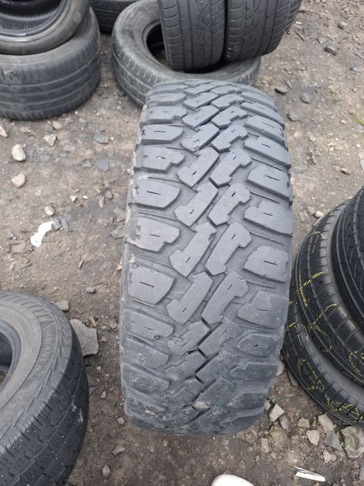 Vand 1 anvelopa 265 70 16 nankang bun de iarna fără probleme