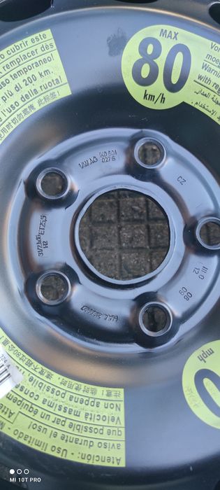 Резервна гума/патерица/  нова 16ка.