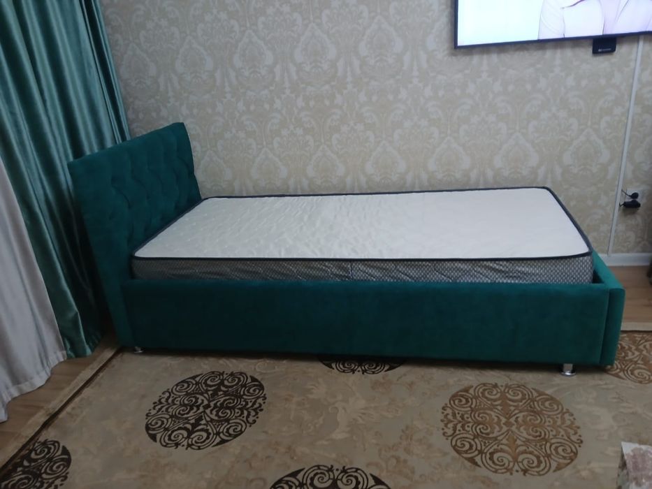 Кровать односпальная