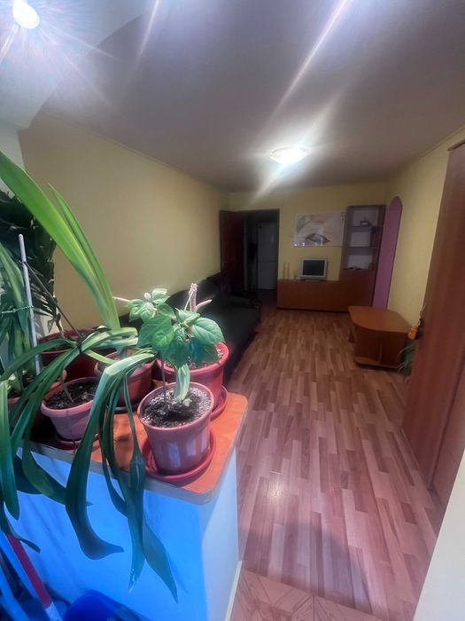 Inchiriez apartament modern/economic cu 2 camere zona Bd. 1 Decembrie