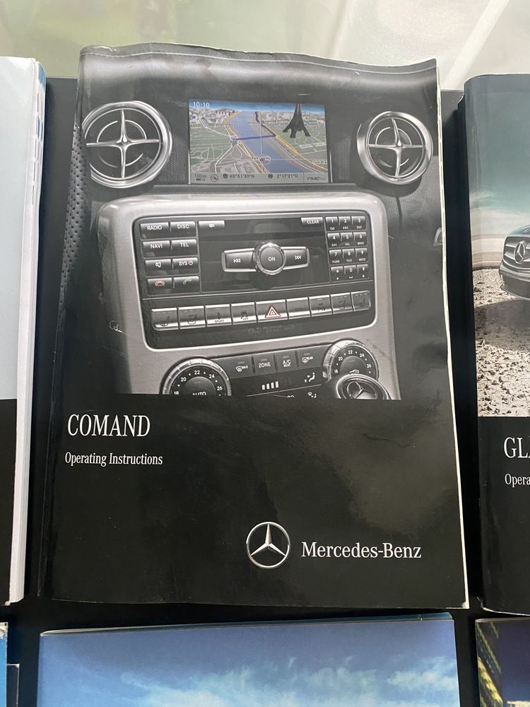 Потребителско ръководство за Mercedes GLA + кожена чанта