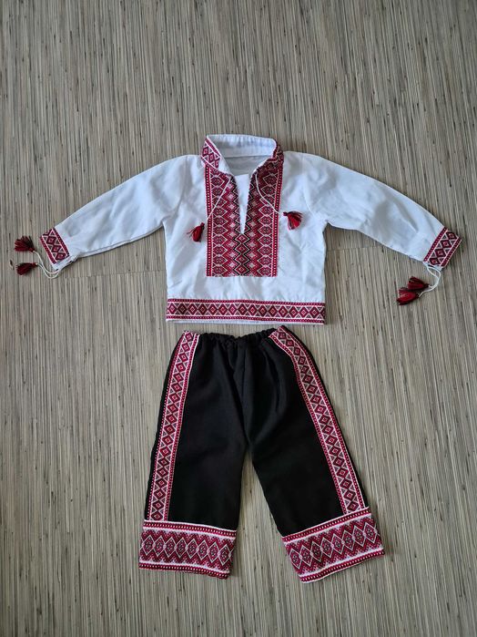 Port traditional copii