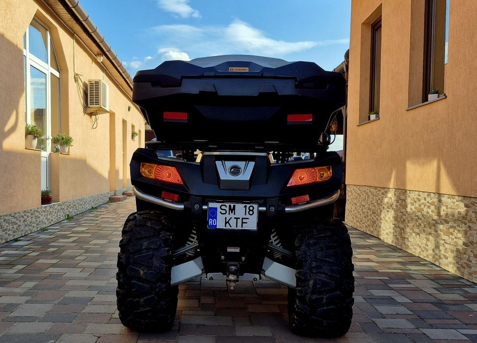 ATV CF moto 800 4x4