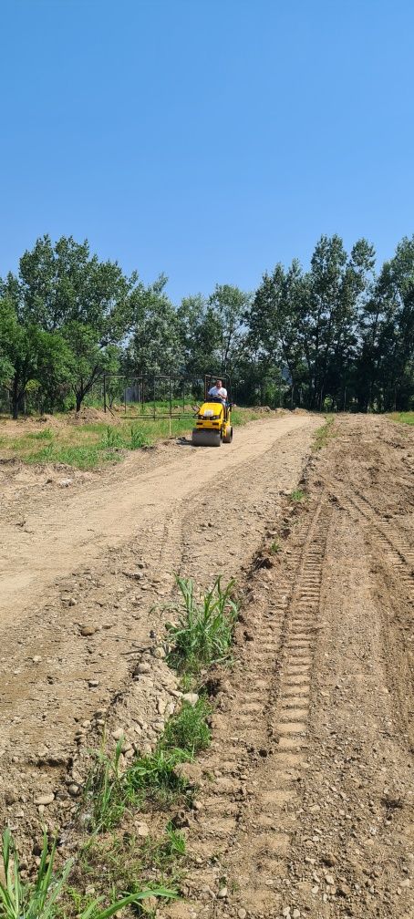 Sapaturi demolări fundati închirieri utilaje escavator bobcat buldo