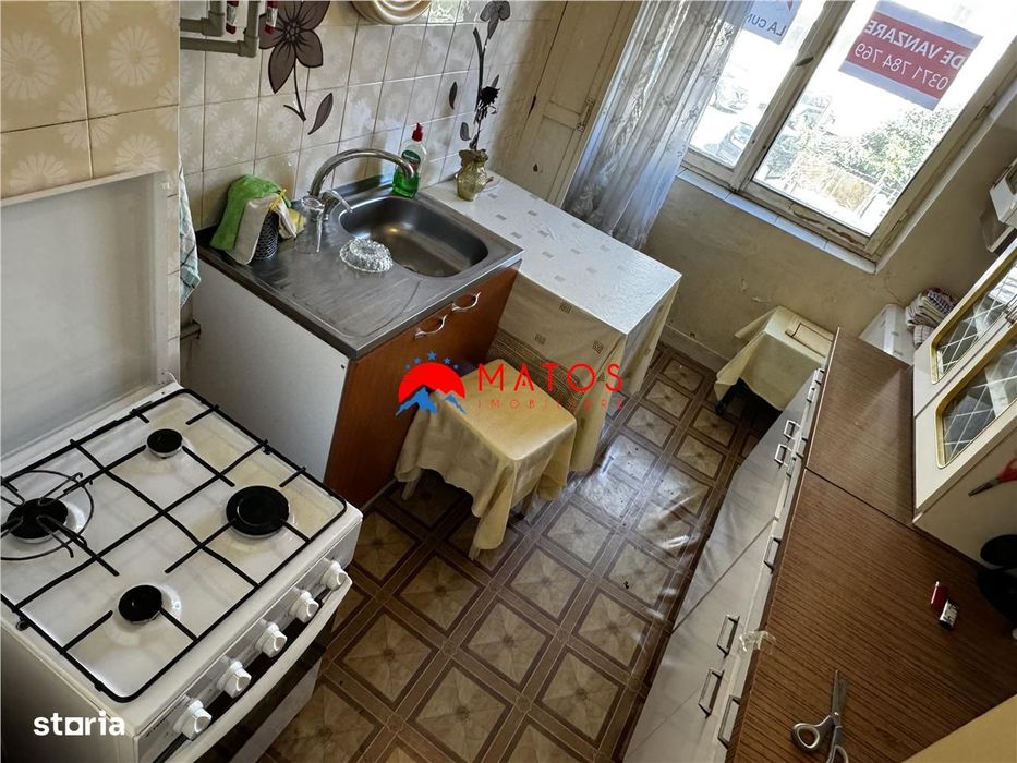 Apartament 3 camere de vânzare Câmpina, ultracentral | 58,30 mp | Etaj
