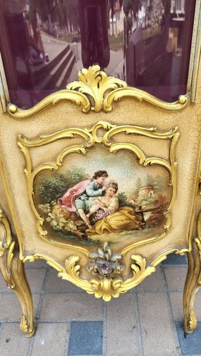 Италианска витрина 022