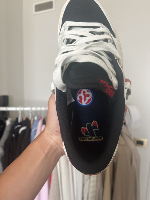 Air Jordan 1 Low Travis Scott Olive Green