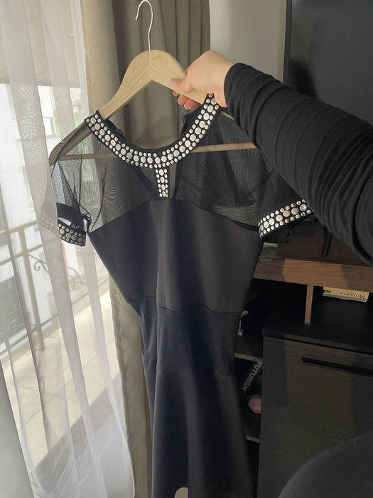Официална Черна Рокля със Сребърни Детайли