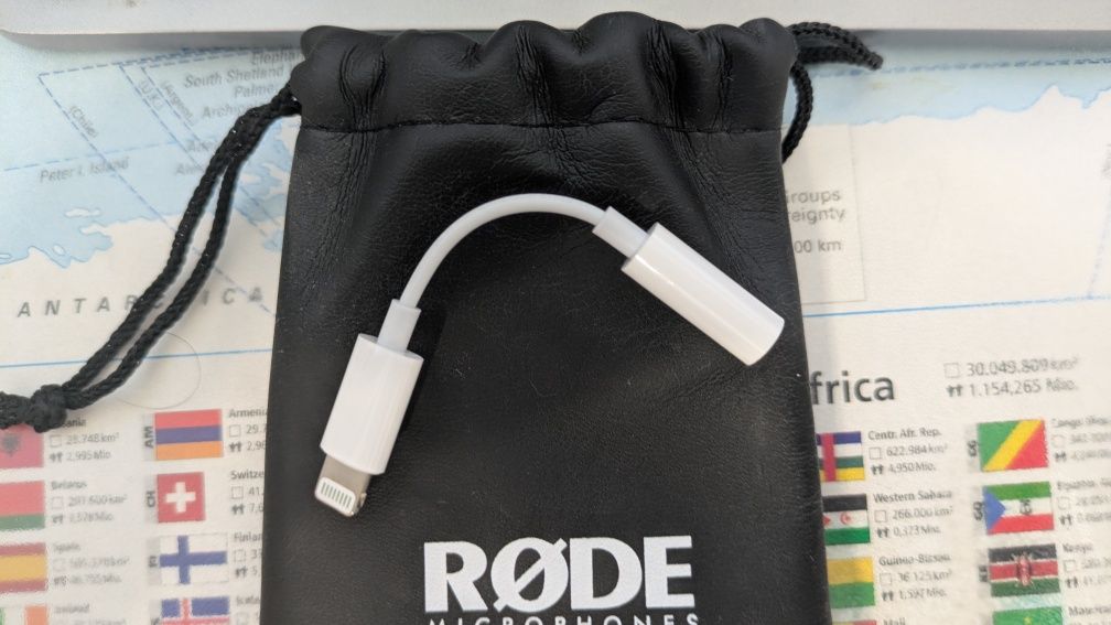 Микрофон брошка Rode Smartlav+ с преходник за Apple Lightning