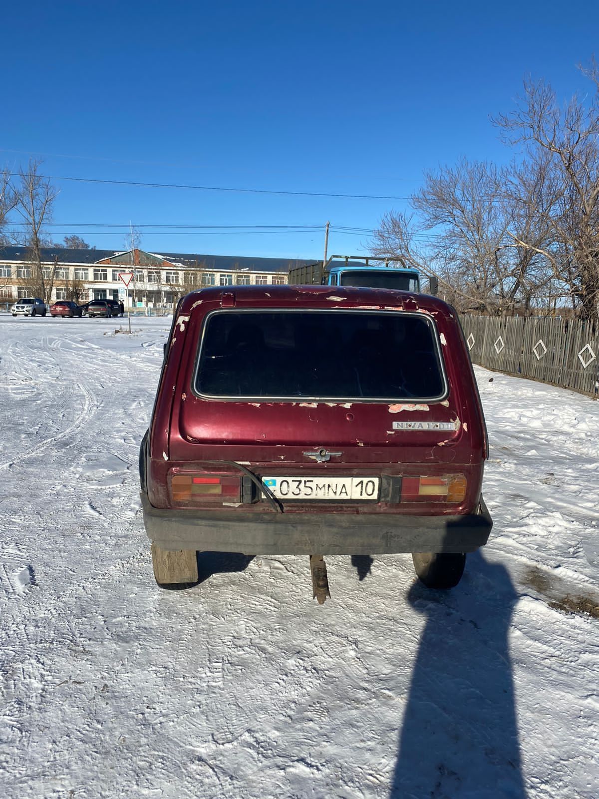 Продам ниву не на ходу, требует ремонт двигателя