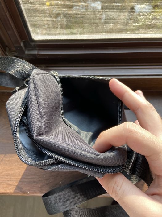 Продается сумка через плечо