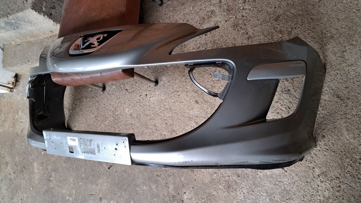 Предна броня Peugeot 308 2008г