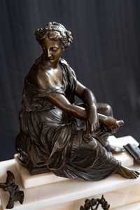 Statueta din bronz. Soclu din marmura