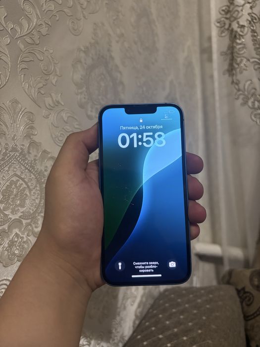 iPhone 13 трещина на экране