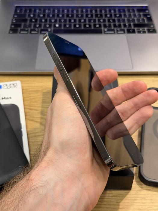 De vanzare iPhone 12 Pro Max 128GB Graphite Full Box