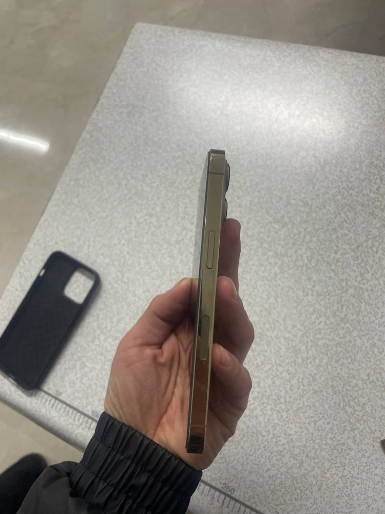 Iphone 13 pro gold, 128/ 77