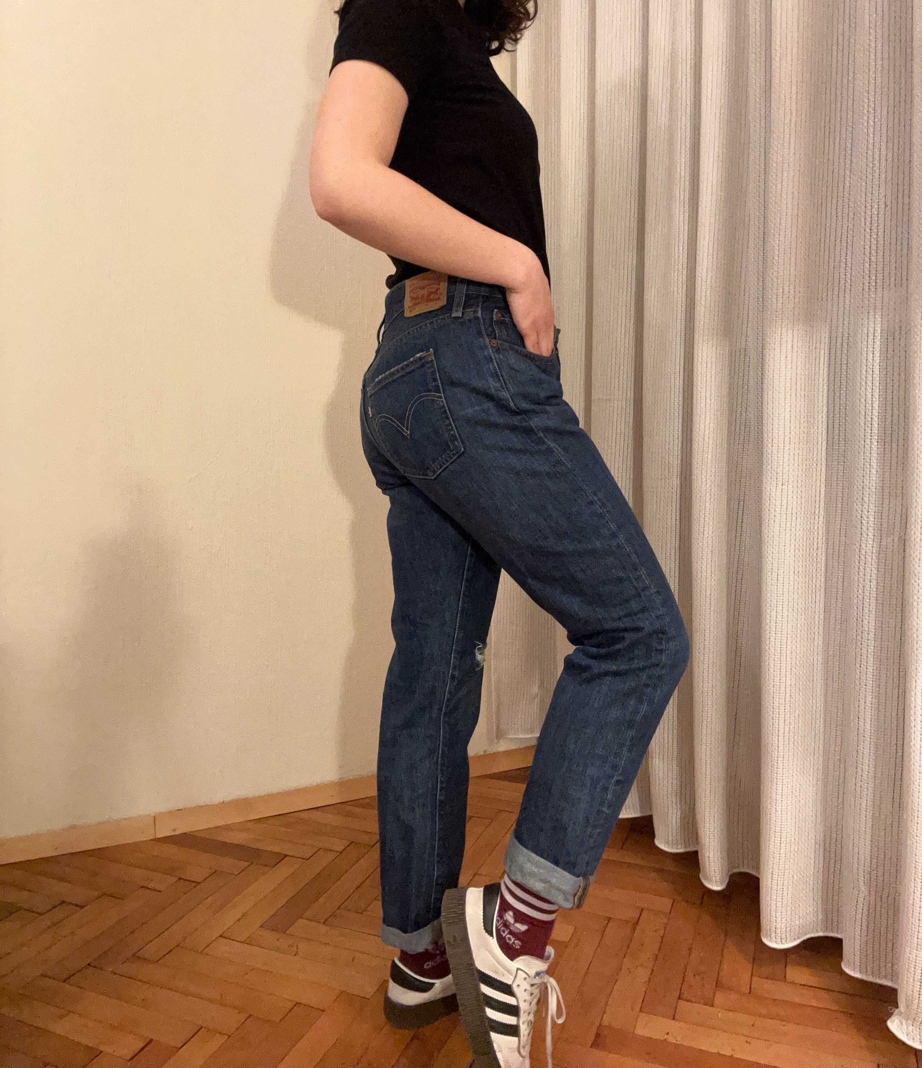Нови Levi's mom jeans с ниска талия (M+ размер)