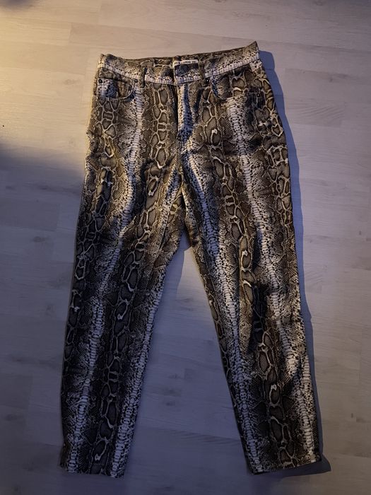Pantaloni dama, diferite modele