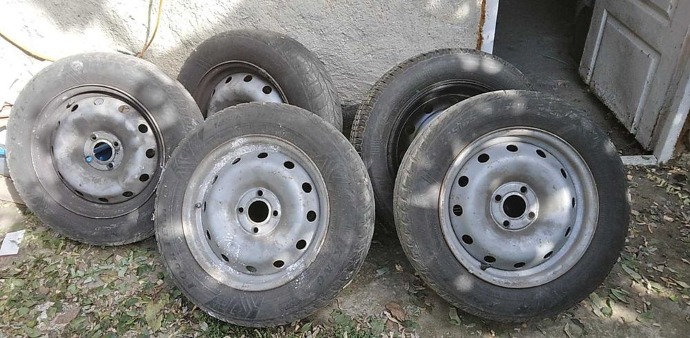 Vind 5 jante +cauciucuri