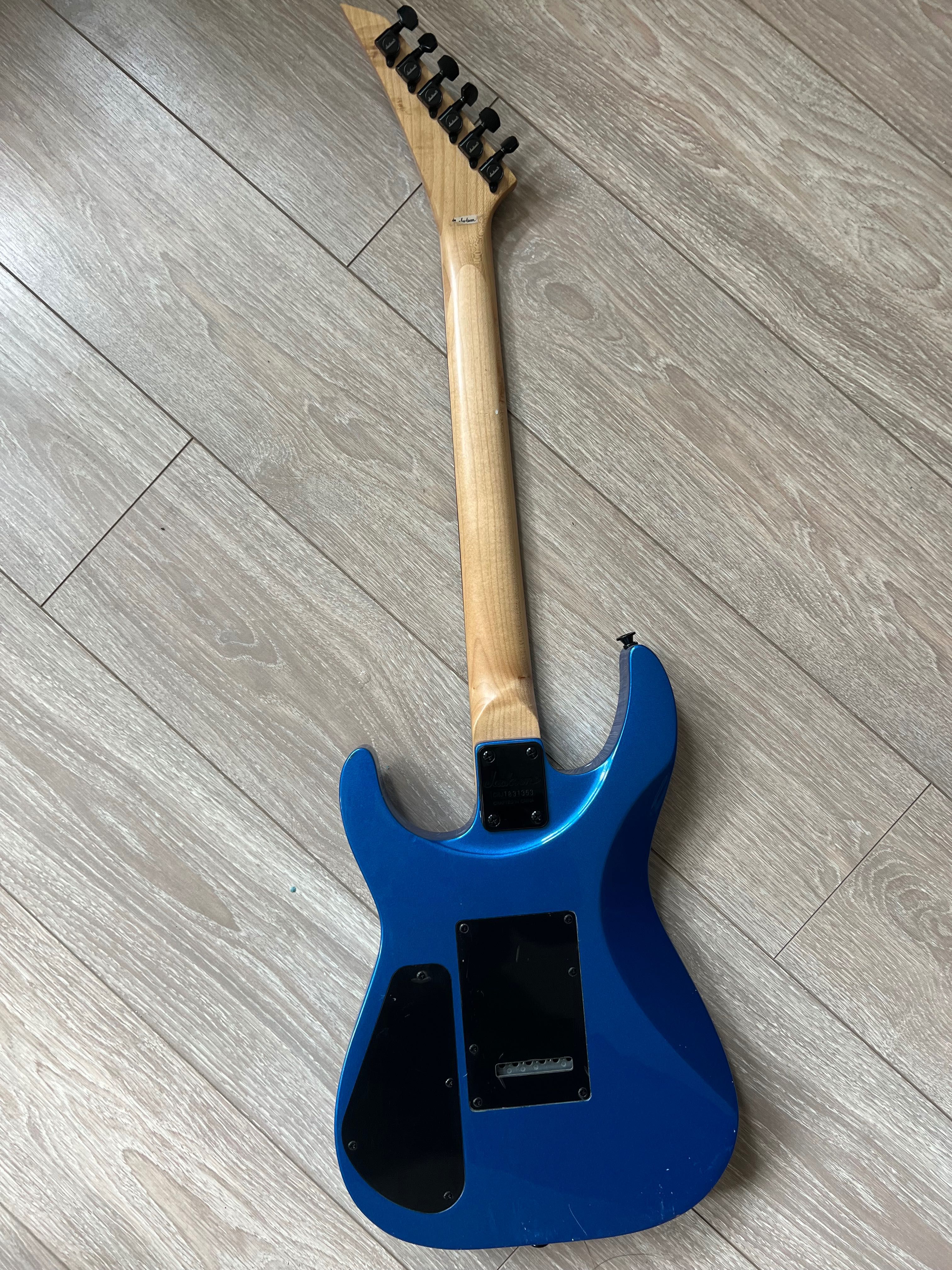 Електрическа китара Jackson JS11