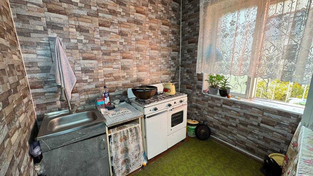 Фрунзиский Ош маркази. 4 қаватда 2 хонали квартира сотилади.ID: 1452