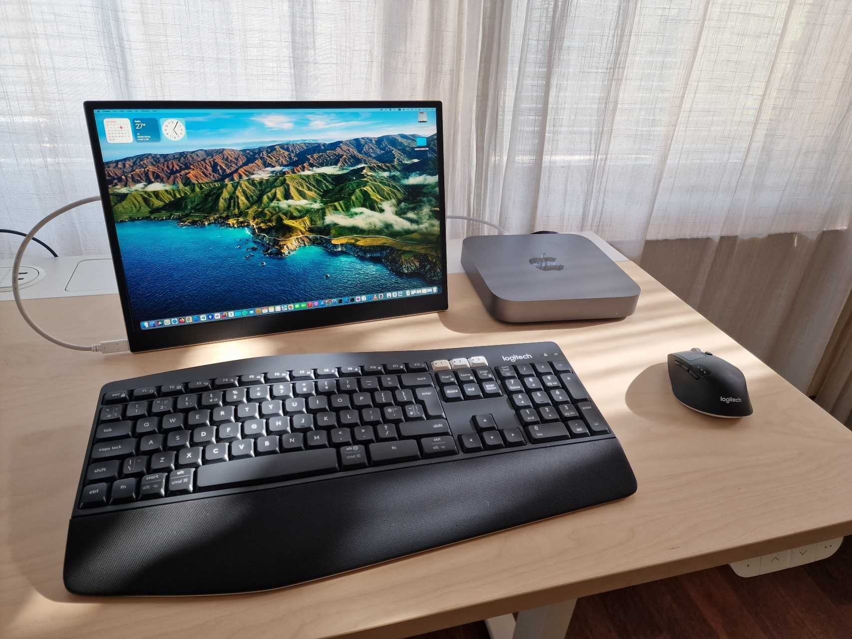 Apple Mac mini 2018 (Intel i5, 32GB RAM, 256GB SSD) + KB & Mouse