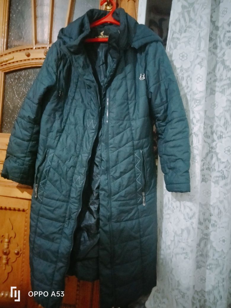 Продается женский куртки