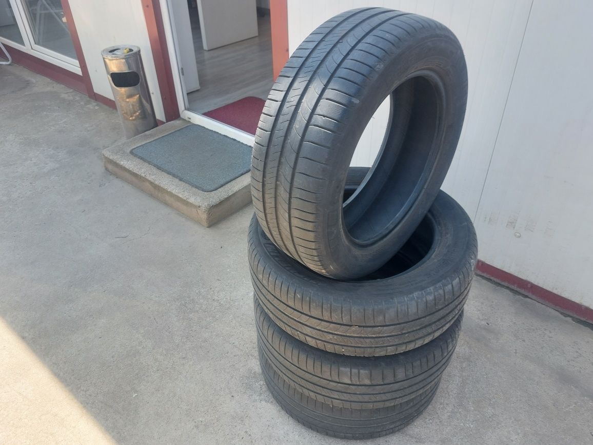 75 lei bucata! Set anvelope de vara 205 55 16 Michelin