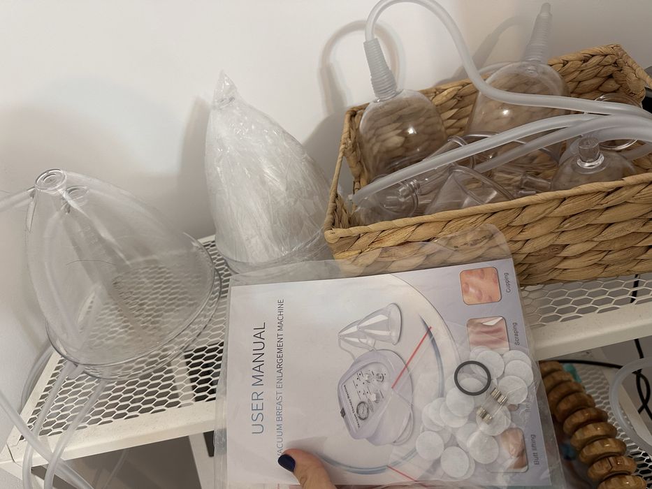 Aparat profesional cu vacuum pentru remodelarea corporala