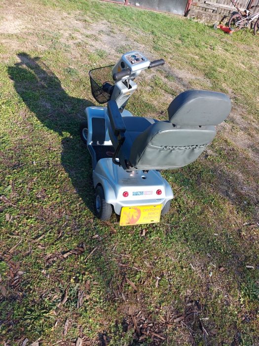 Carucior scuter electric Rascal persoane cu dizabilitati