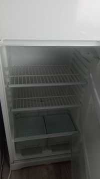 Индезит холодильник в рабочем состоянии